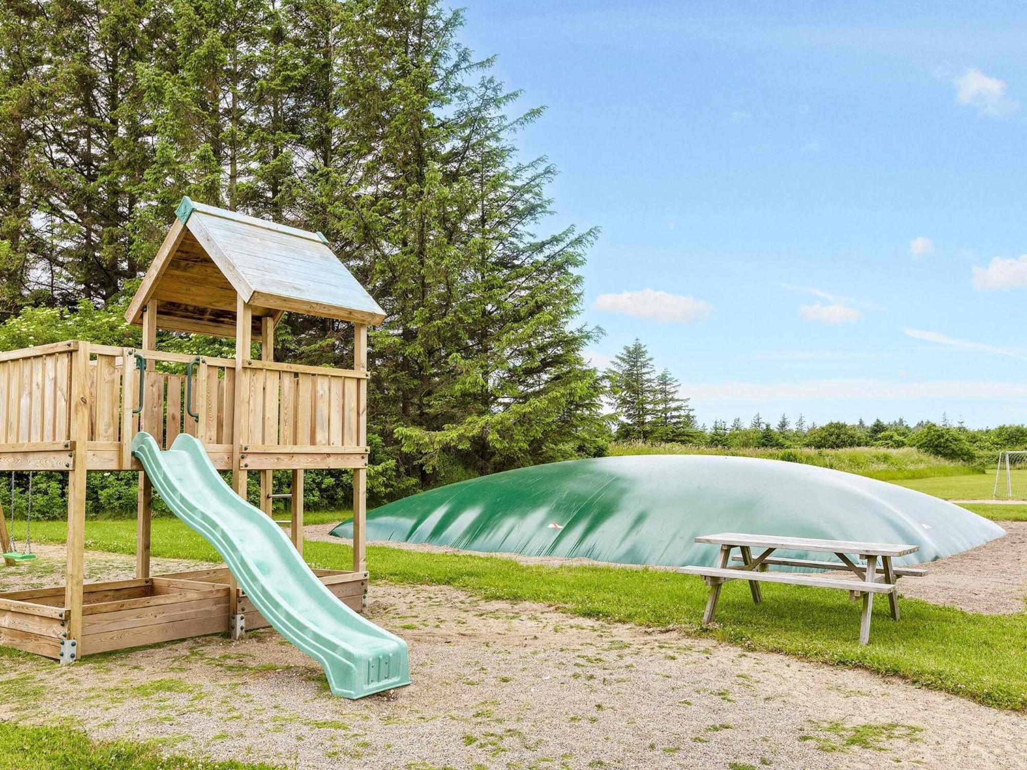 6 Person Holiday Home On A Holiday Park In กิลล์ลาย ภายนอก รูปภาพ