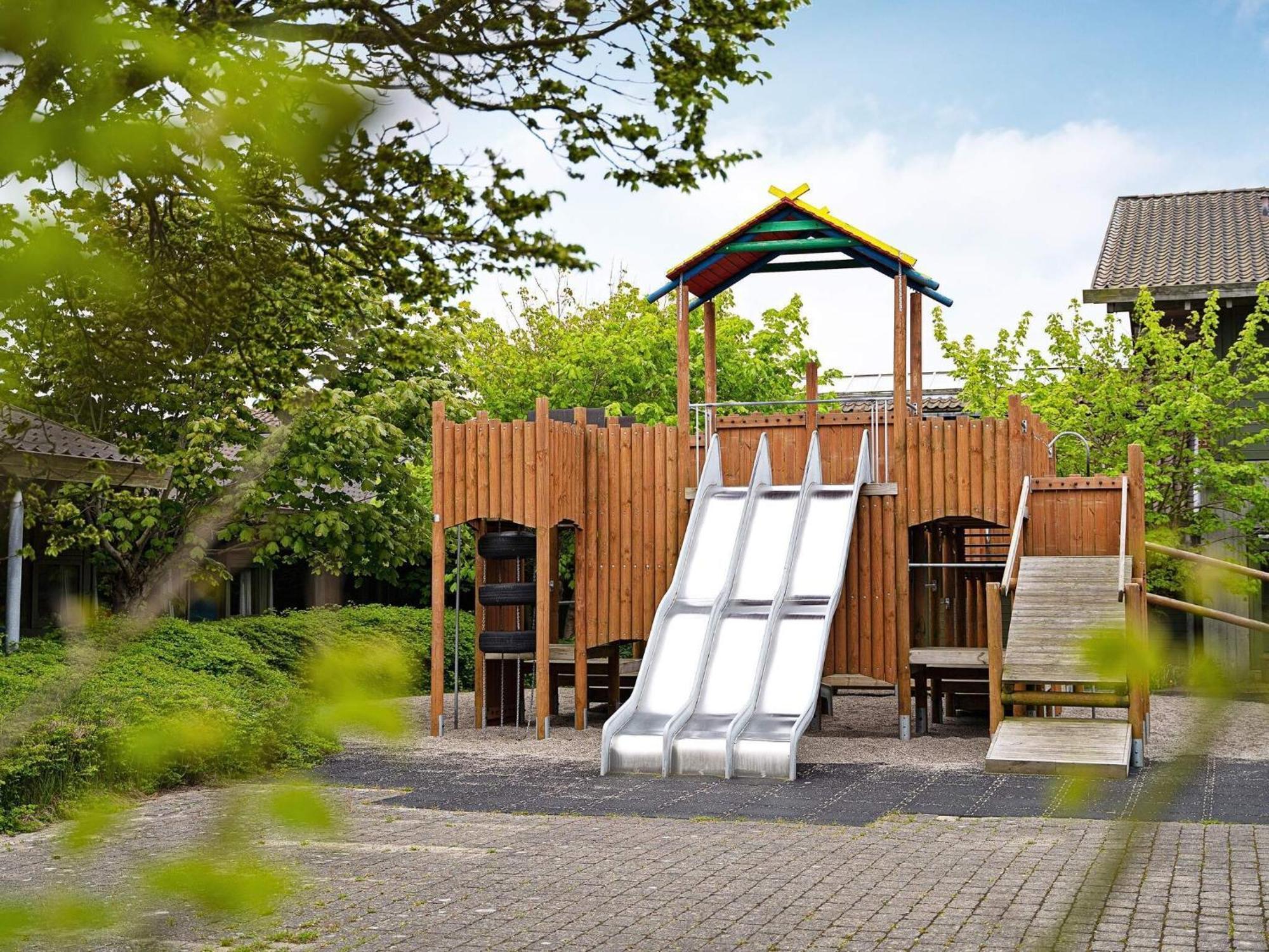 6 Person Holiday Home On A Holiday Park In กิลล์ลาย ภายนอก รูปภาพ