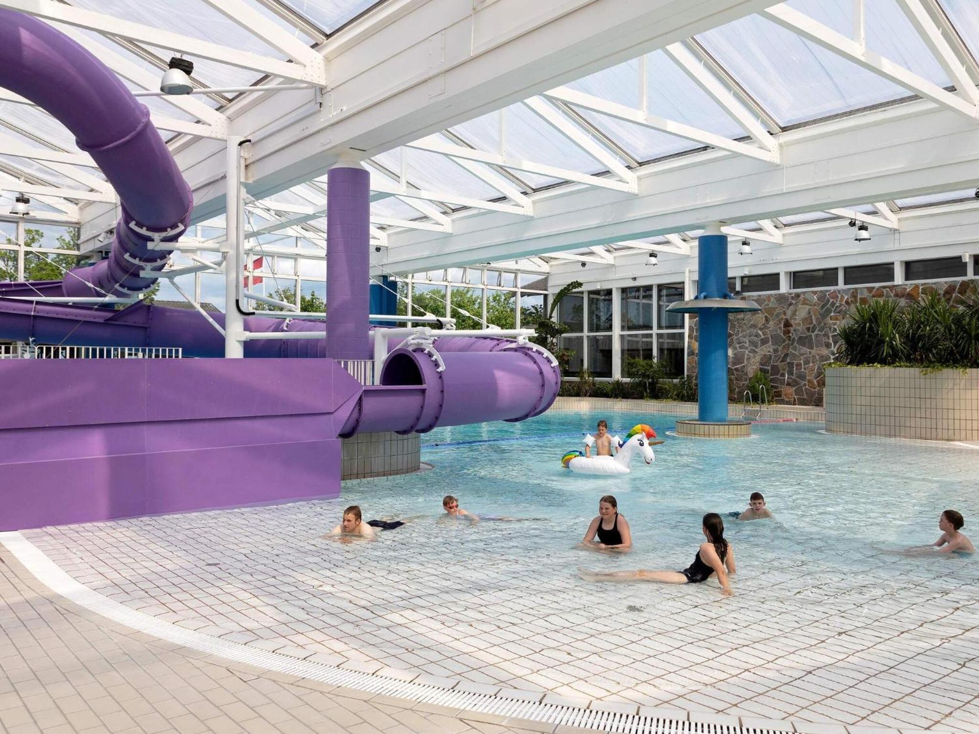 6 Person Holiday Home On A Holiday Park In กิลล์ลาย ภายนอก รูปภาพ